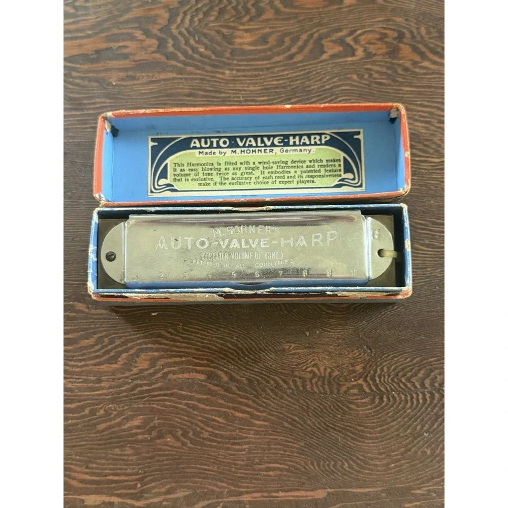 Vintage M. Hohner Auto Valve Harp Harmonica Key of A Silver Metal Original Box